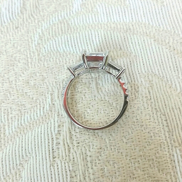 Ring Sterling Silver Emerald Cut cubic zirconia cz - Picture 4 of 6